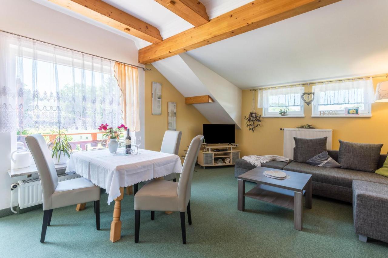 Fewo Im Gaestehaus Maximilian Eggelsberg エクステリア 写真