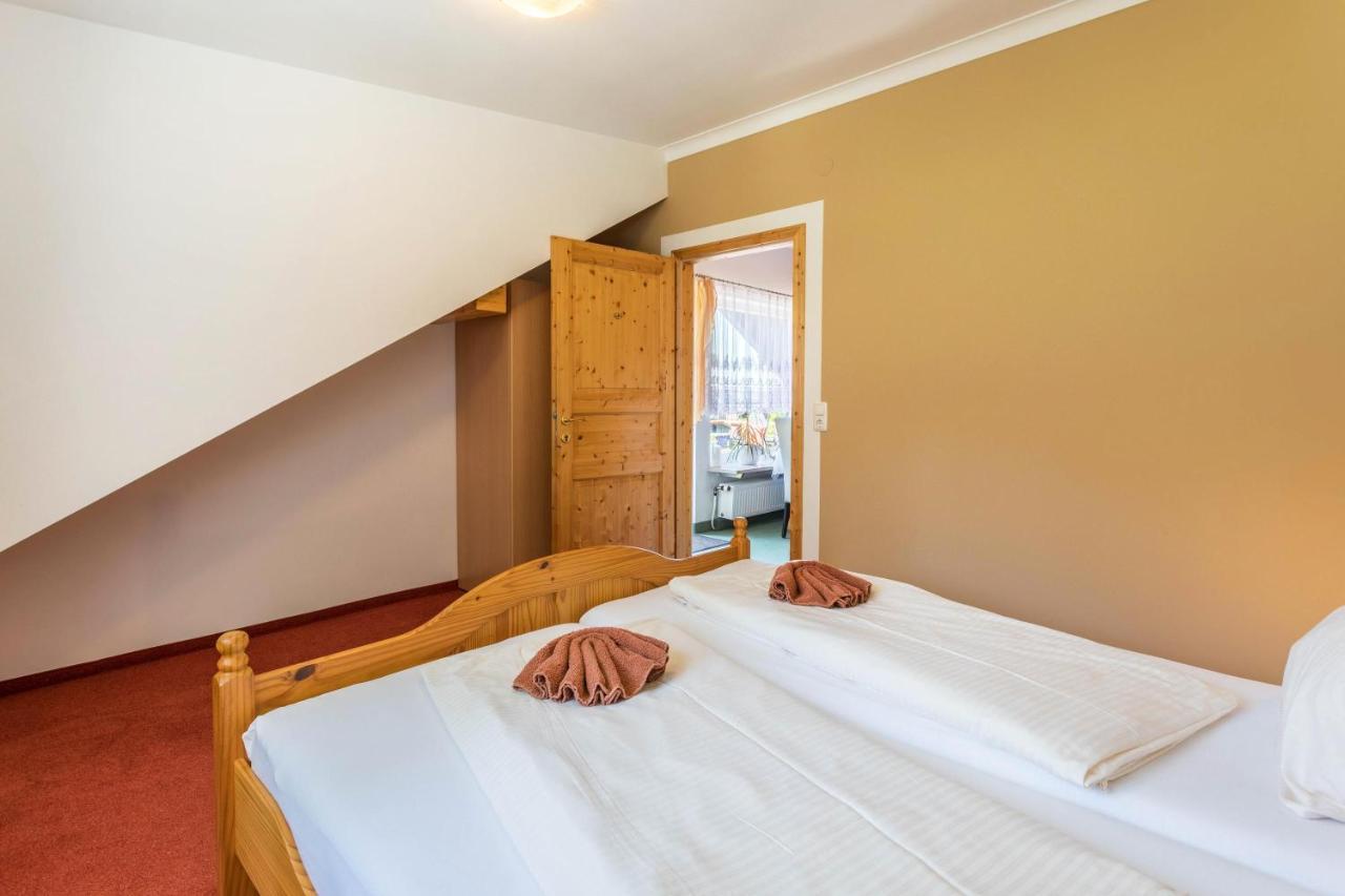 Fewo Im Gaestehaus Maximilian Eggelsberg エクステリア 写真