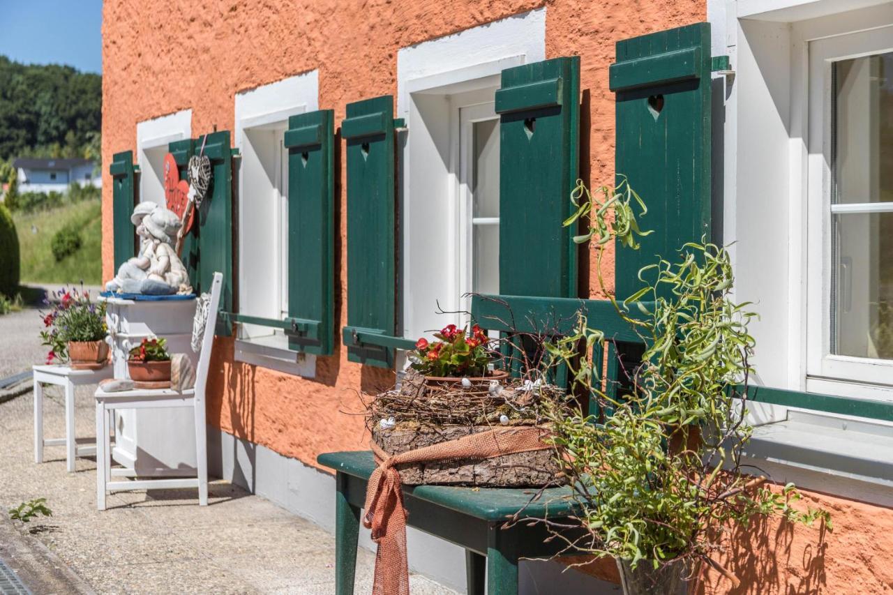 Fewo Im Gaestehaus Maximilian Eggelsberg エクステリア 写真