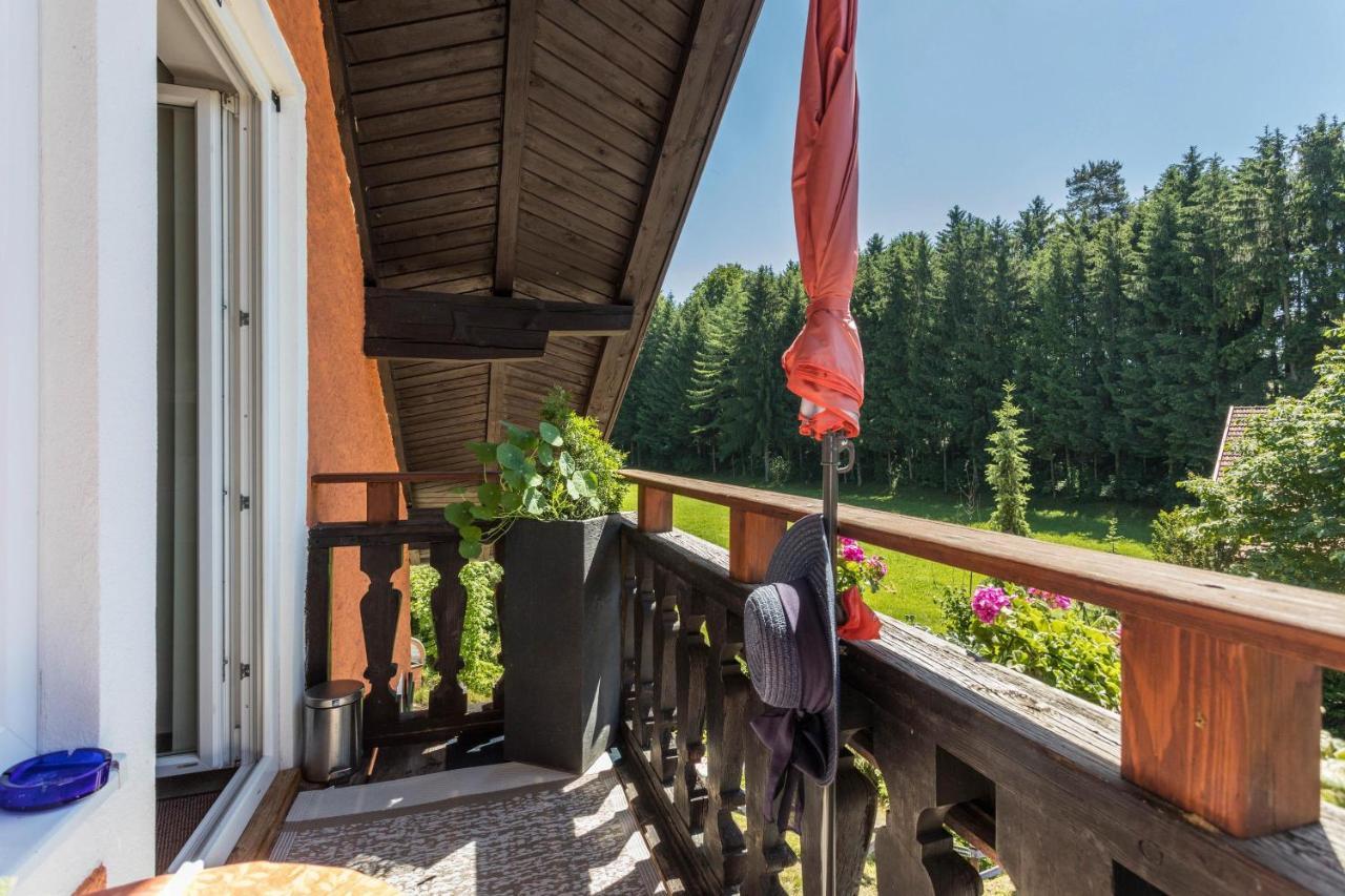 Fewo Im Gaestehaus Maximilian Eggelsberg エクステリア 写真